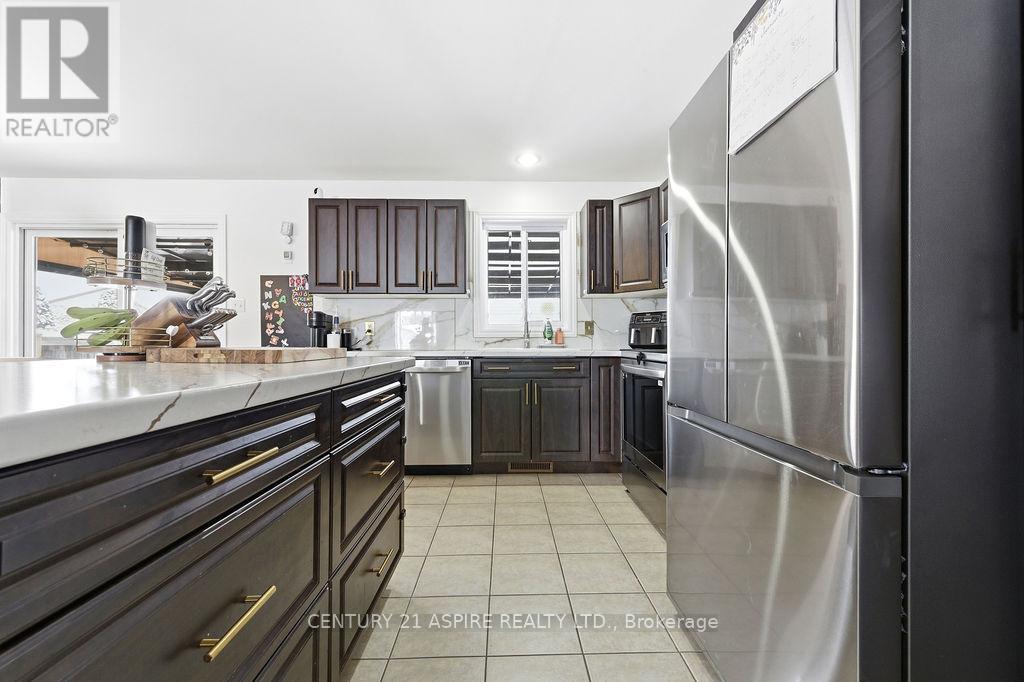 2036 Sandstone Crescent, Petawawa, Ontario  K8H 0A6 - Photo 25 - X12739052