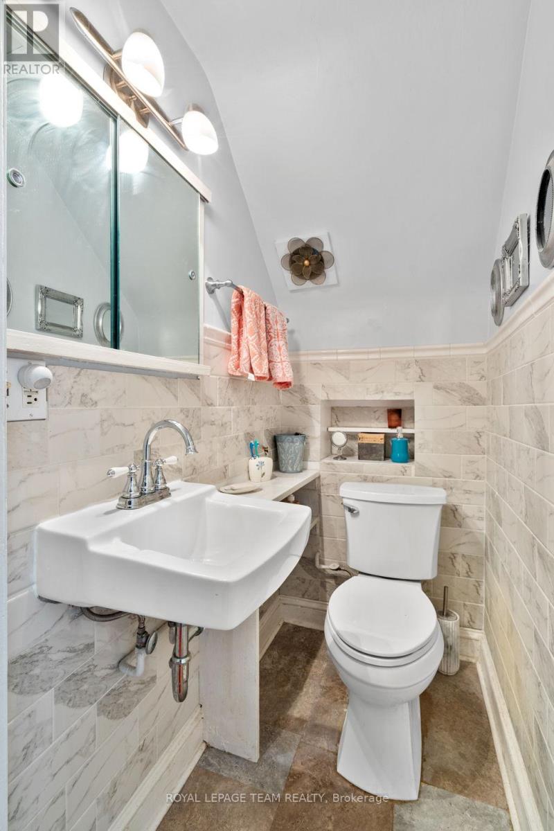 421 Greenwood Avenue, Ottawa, Ontario  K2A 0X5 - Photo 17 - X12739140