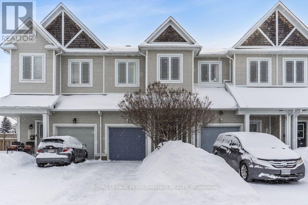 223 CATAMOUNT COURT, Ottawa, Ontario