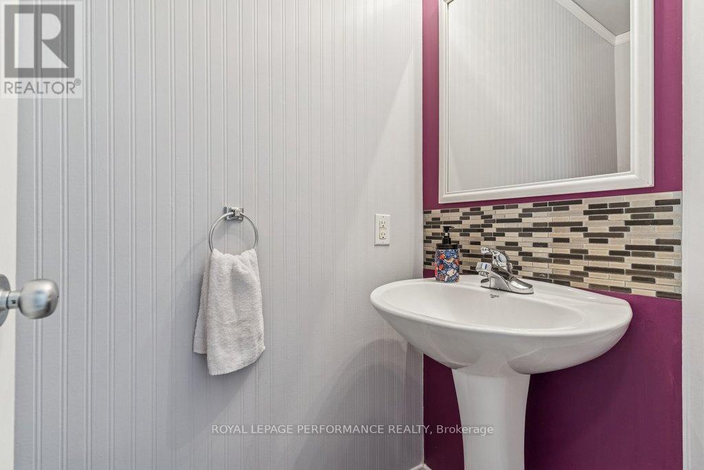 223 Catamount Court, Ottawa, Ontario K2M 0A9 - Photo 7 - X12739146