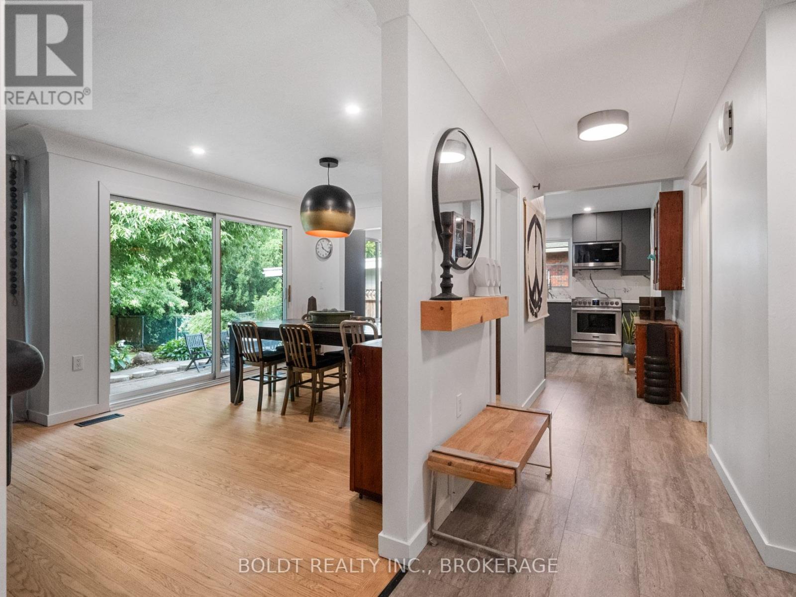 38 Kenworth Drive, St. Catharines, Ontario  L2M 4S2 - Photo 6 - X12739040