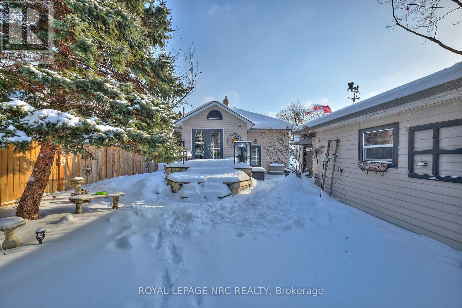 7 Perth Street, St. Catharines, Ontario  L2P 3C8 - Photo 35 - X12739112