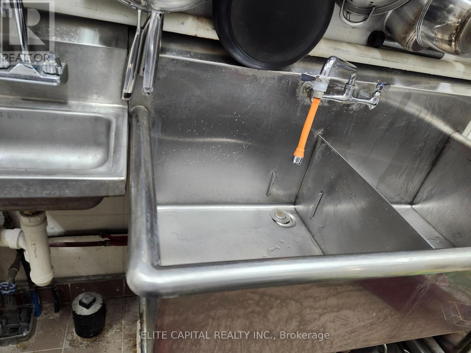 4 - 10066 Bayview Avenue, Richmond Hill (Crosby), Ontario  L4C 0W5 - Photo 9 - N12473873