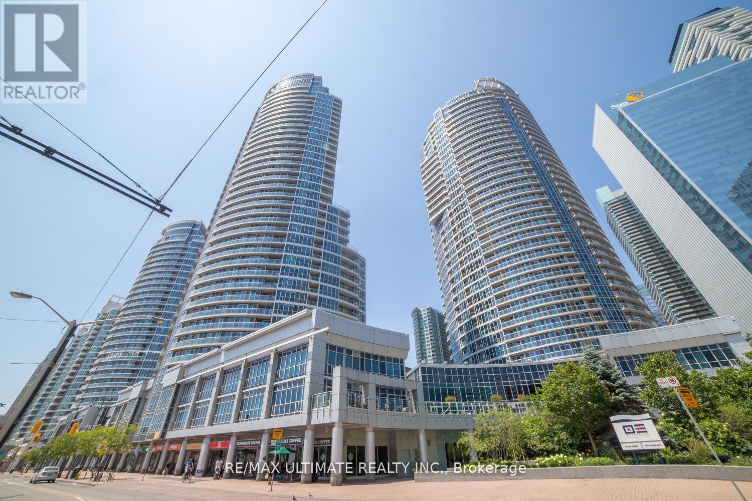 801 - 208 QUEENS QUAY W, Toronto, Ontario
