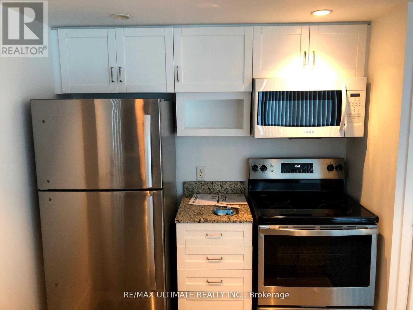 801 - 208 Queens Quay W, Toronto, Ontario  M5J 2Y5 - Photo 10 - C12739022