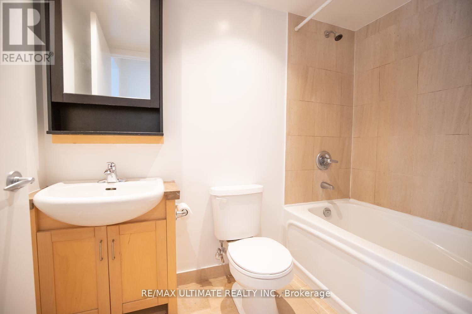801 - 208 Queens Quay W, Toronto, Ontario  M5J 2Y5 - Photo 19 - C12739022