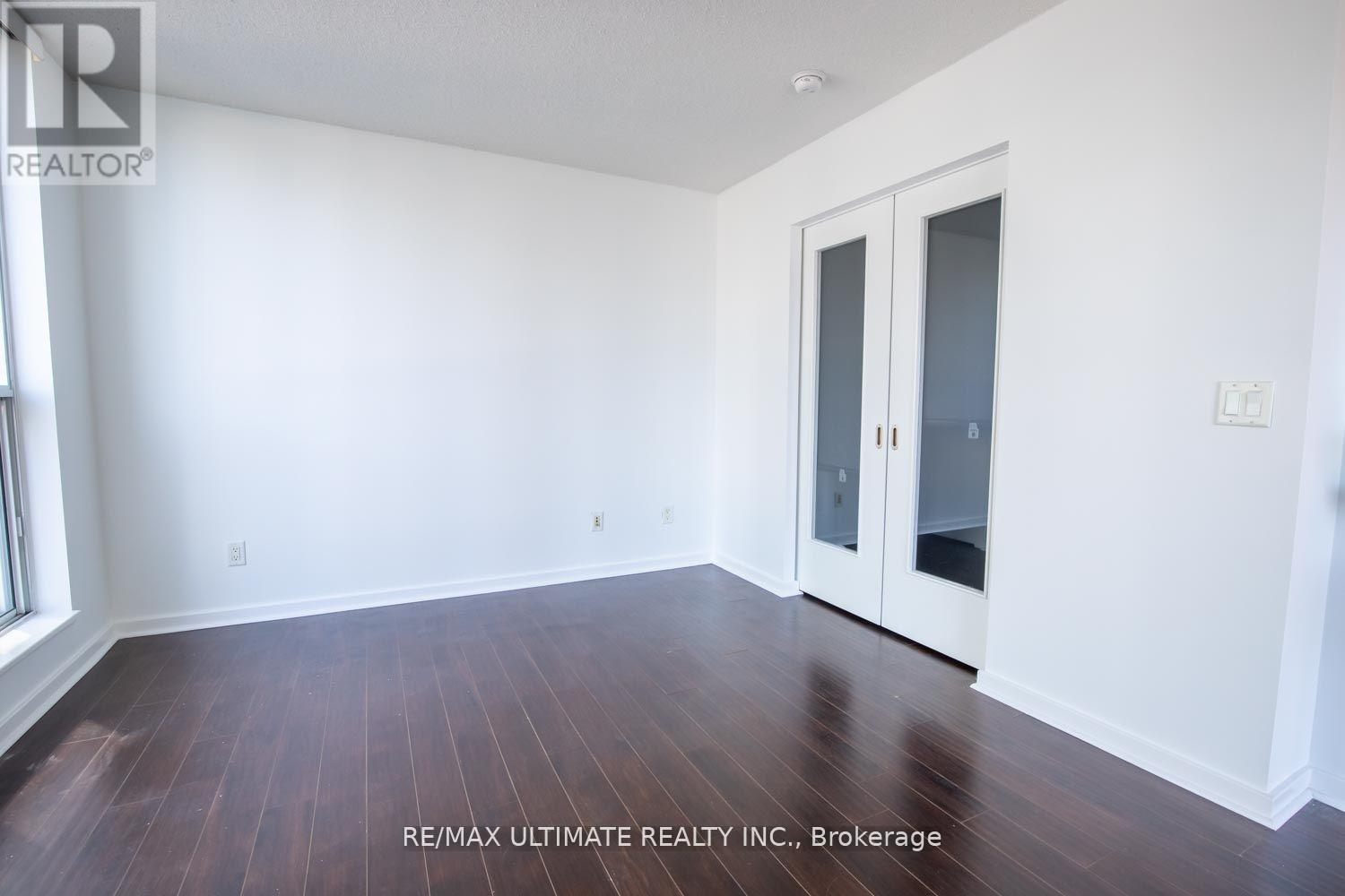 801 - 208 Queens Quay W, Toronto, Ontario  M5J 2Y5 - Photo 8 - C12739022