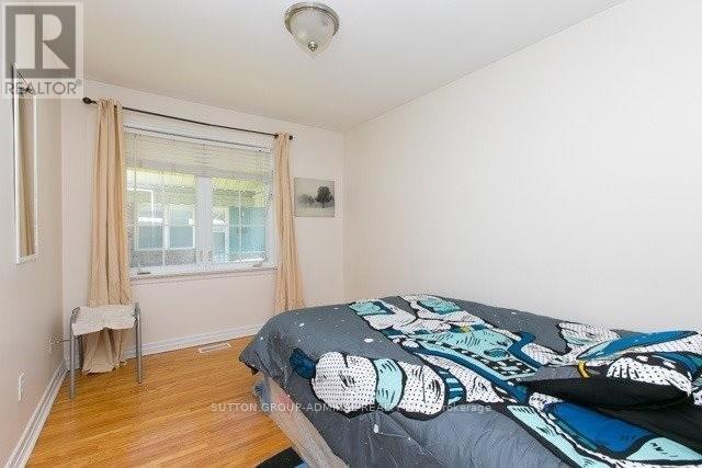 Main Fl - 141 Elvaston Drive, Toronto, Ontario  M4A 1N8 - Photo 7 - C12739104