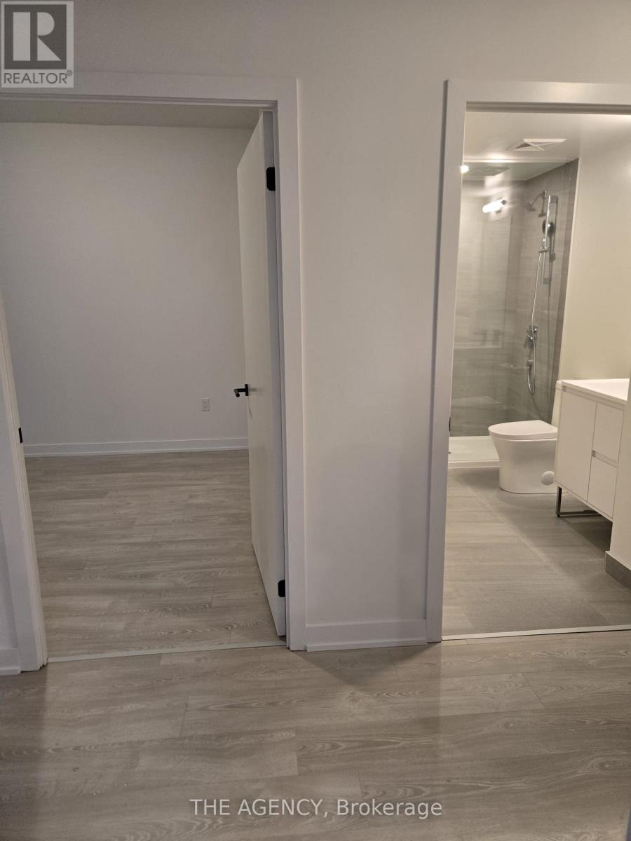 905 - 1 Quarrington Lane, Toronto, Ontario  M3C 0S4 - Photo 11 - C12739132