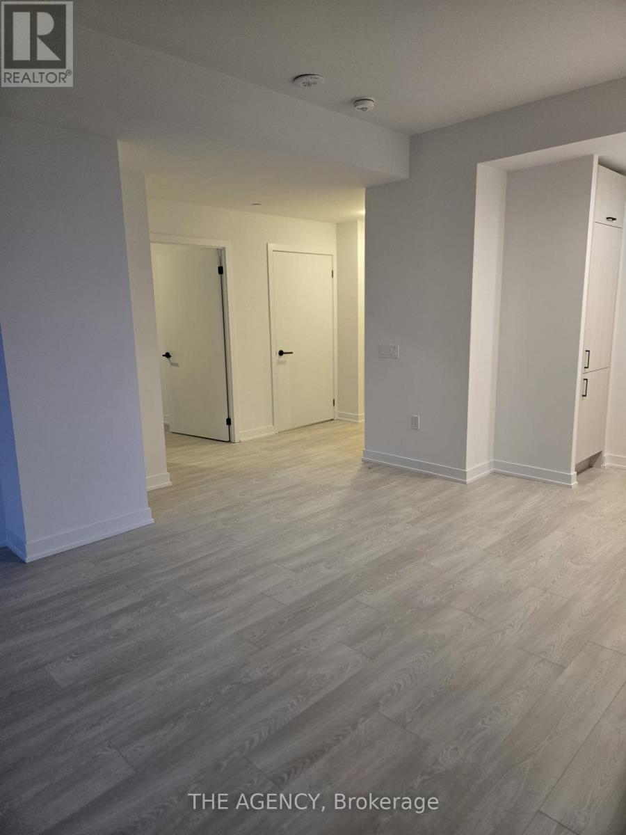 905 - 1 Quarrington Lane, Toronto, Ontario  M3C 0S4 - Photo 8 - C12739132