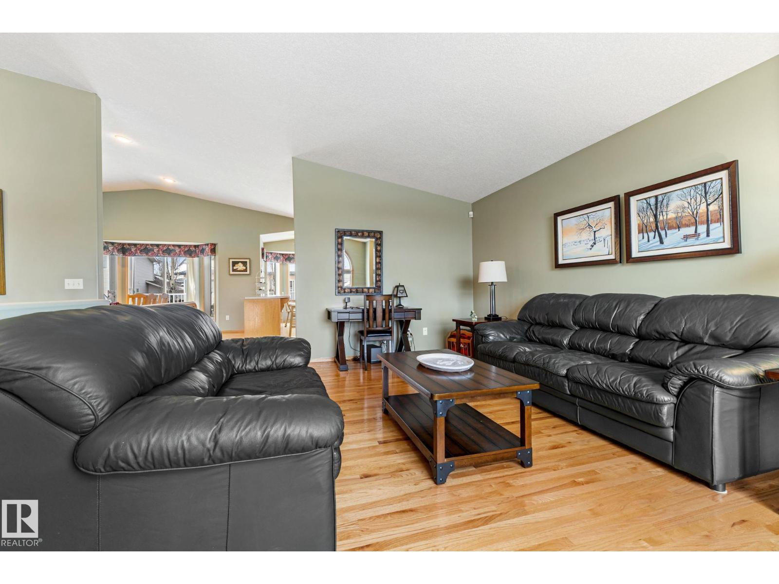 6807 163 Av Nw, Edmonton, Alberta  T5Z 3C6 - Photo 12 - E4471436