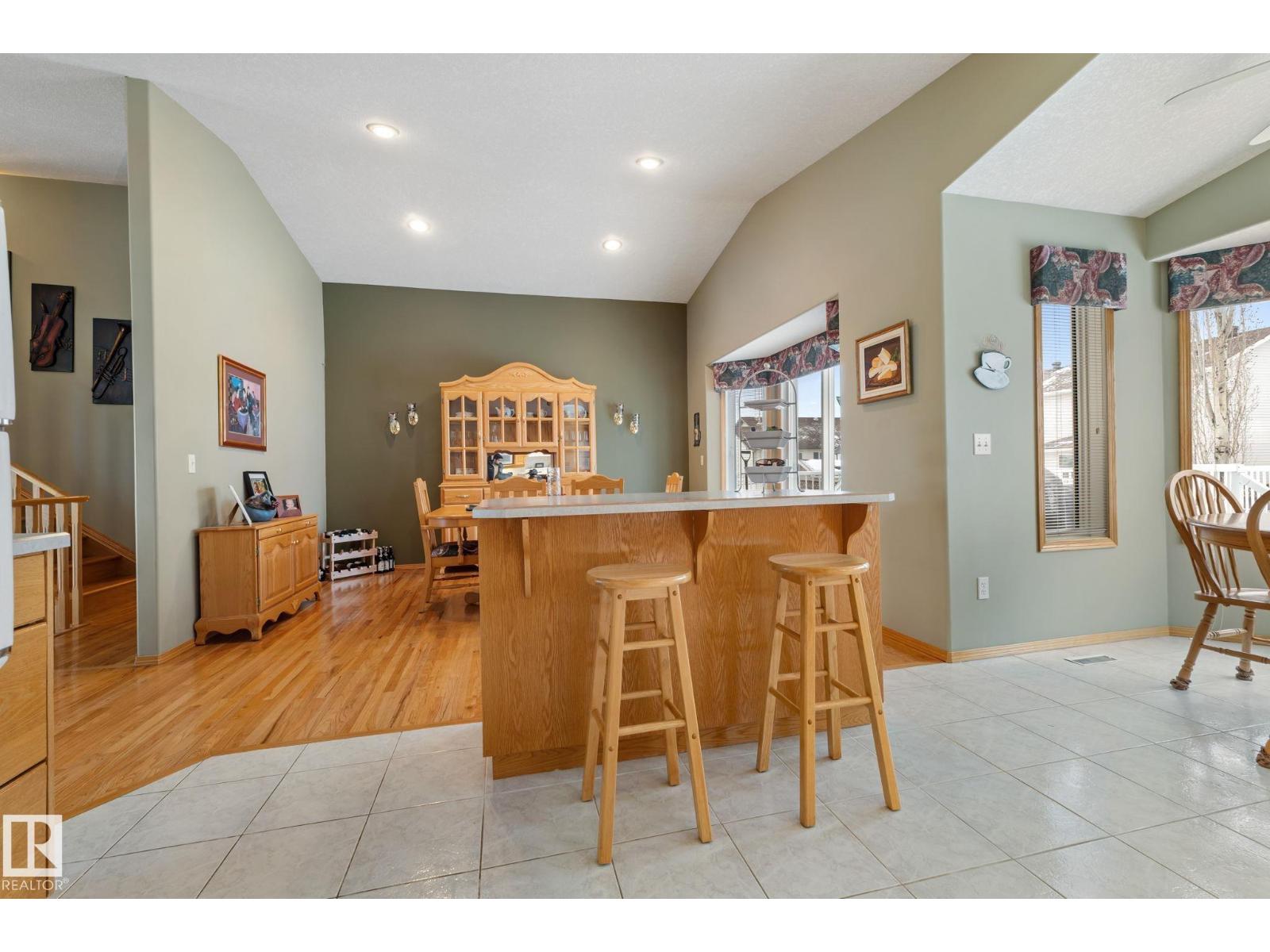 6807 163 Av Nw, Edmonton, Alberta  T5Z 3C6 - Photo 15 - E4471436