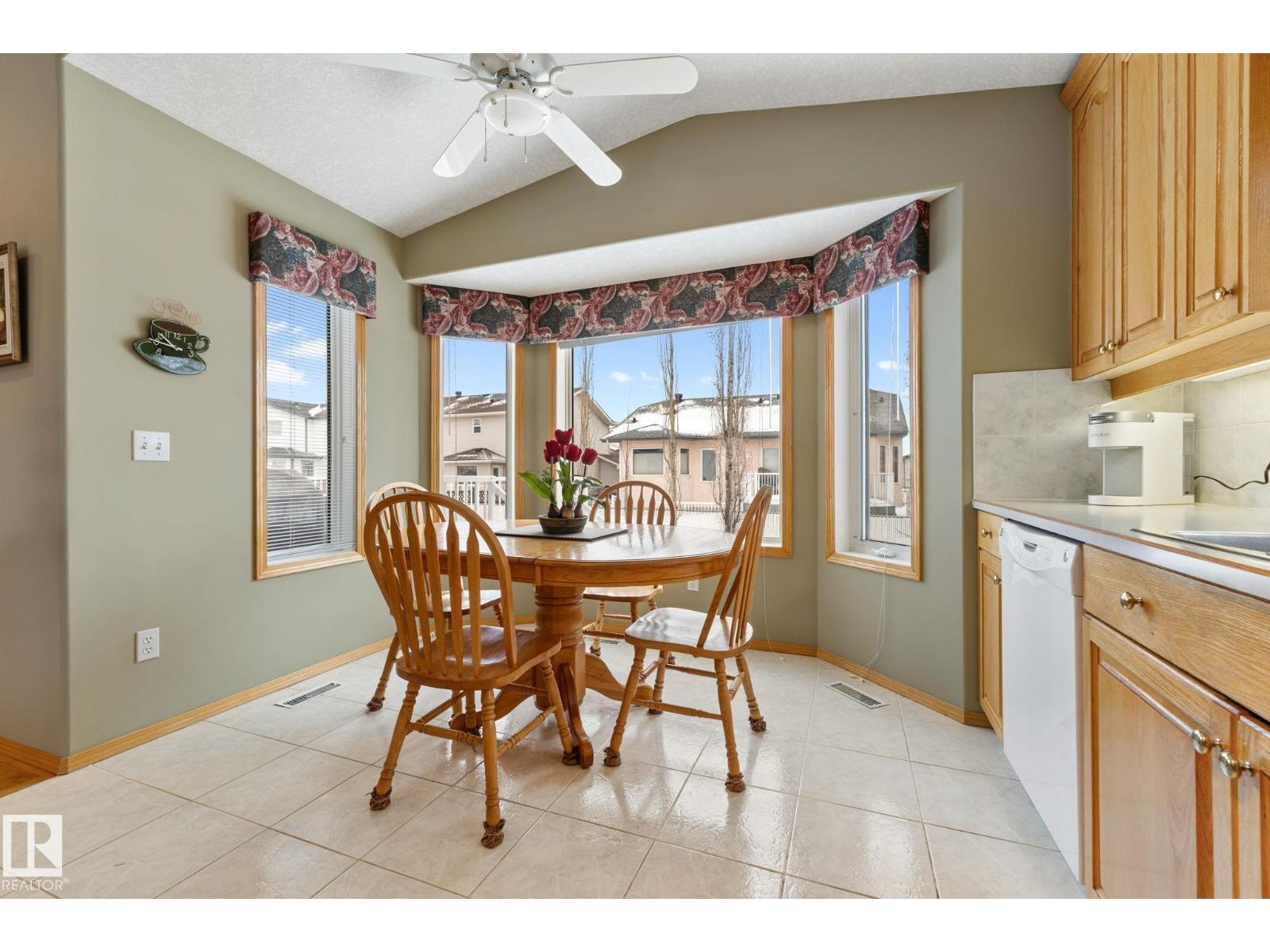 6807 163 Av Nw, Edmonton, Alberta  T5Z 3C6 - Photo 17 - E4471436