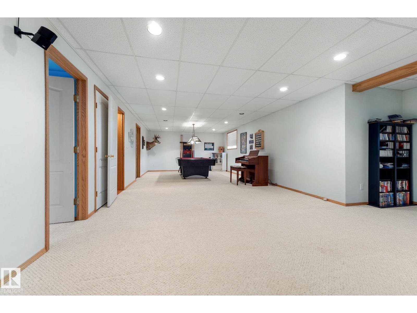 6807 163 Av Nw, Edmonton, Alberta  T5Z 3C6 - Photo 39 - E4471436