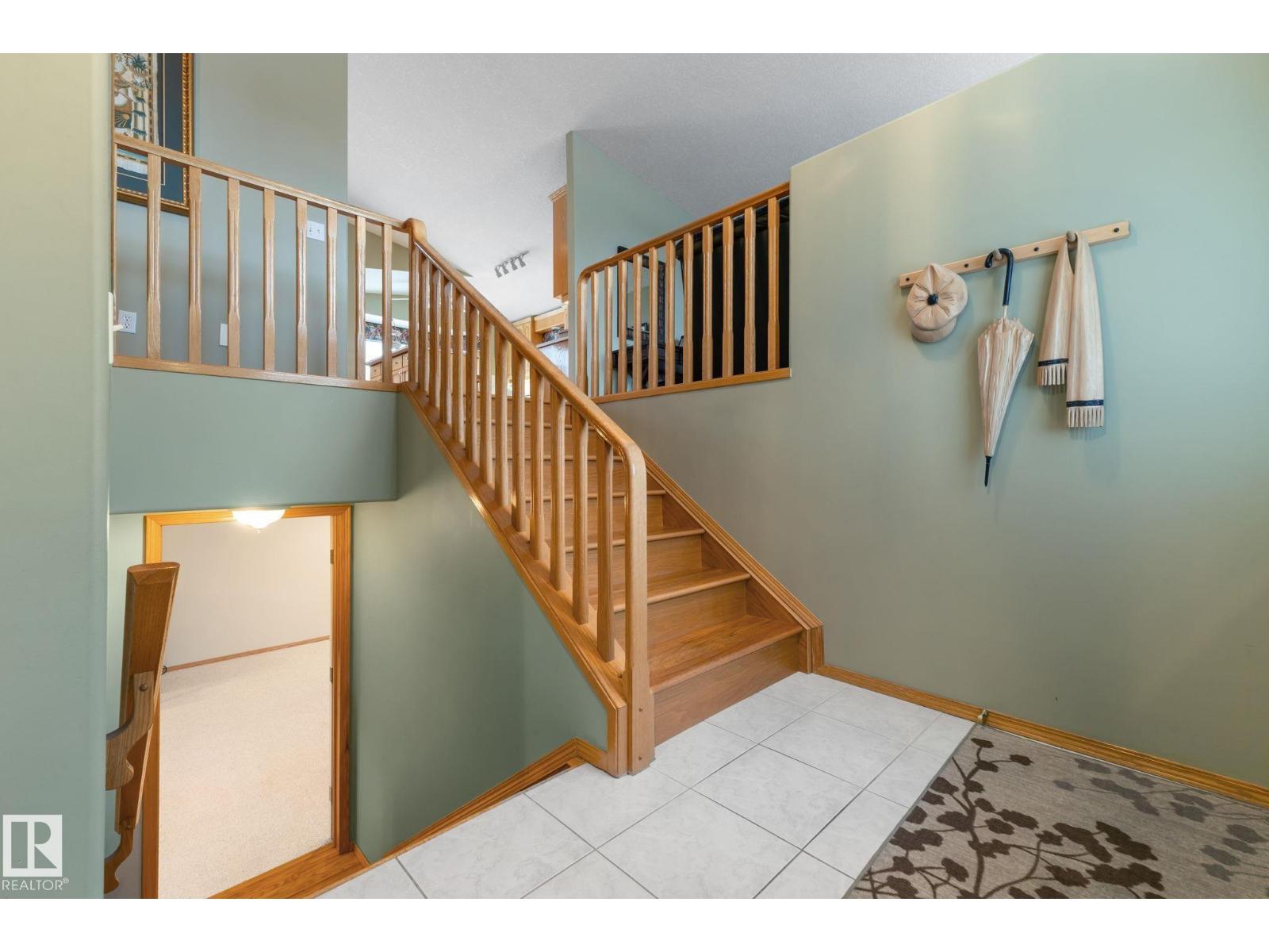 6807 163 Av Nw, Edmonton, Alberta  T5Z 3C6 - Photo 5 - E4471436