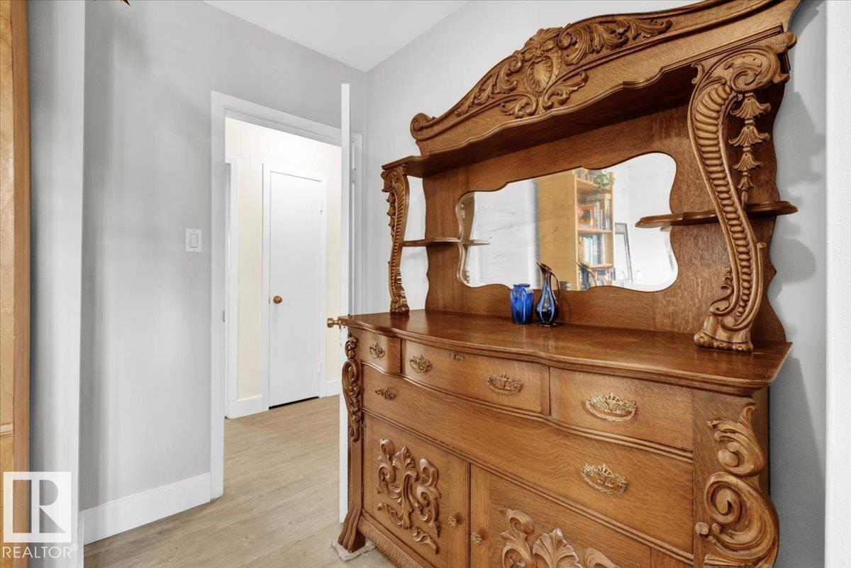 10548 40 St Nw, Edmonton, Alberta  T6A 1T1 - Photo 24 - E4458971