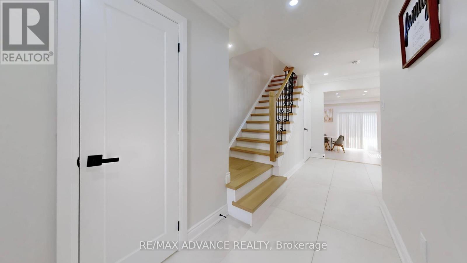 69 Rakewood Crescent, Toronto, Ontario  M1V 1M6 - Photo 12 - E12739196