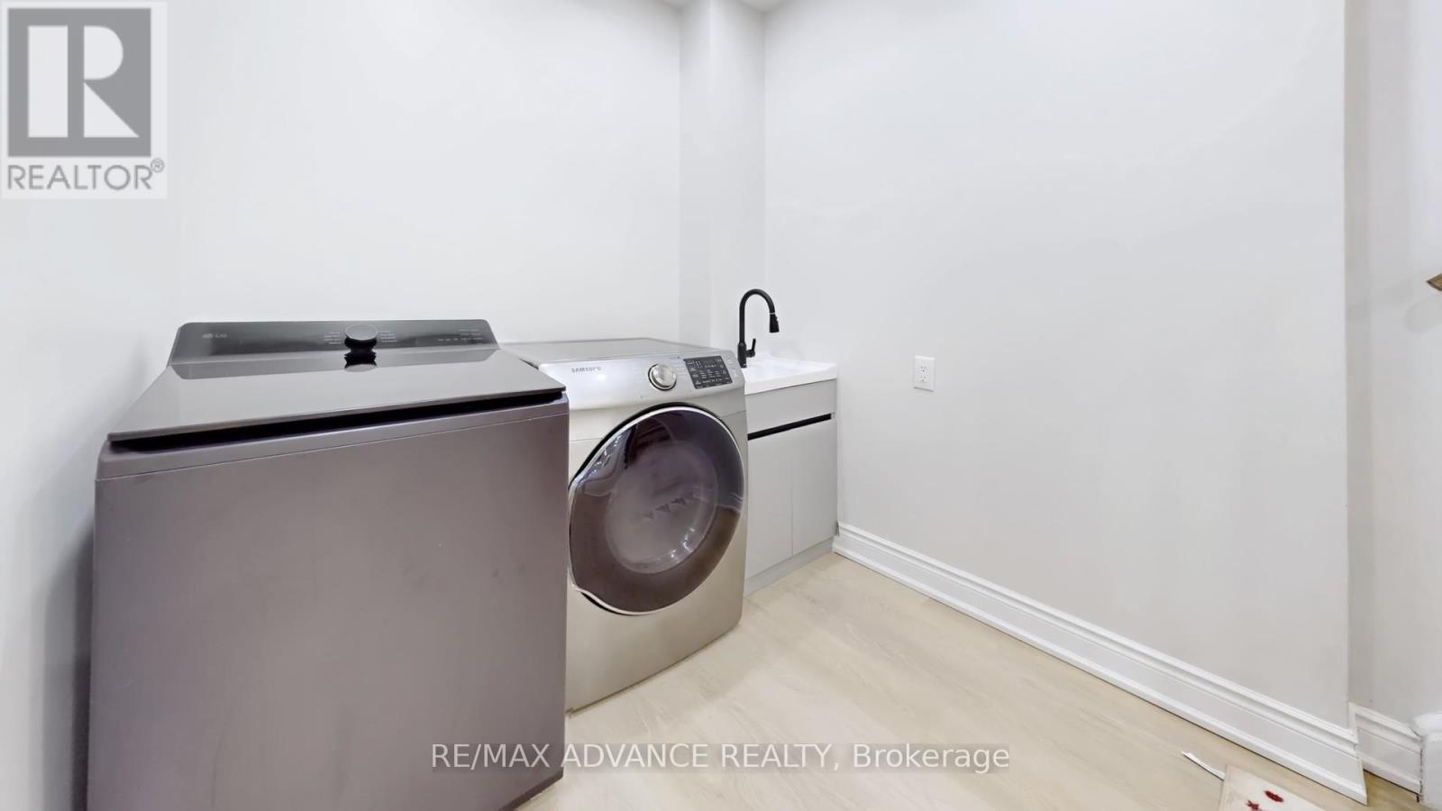 69 Rakewood Crescent, Toronto, Ontario  M1V 1M6 - Photo 33 - E12739196