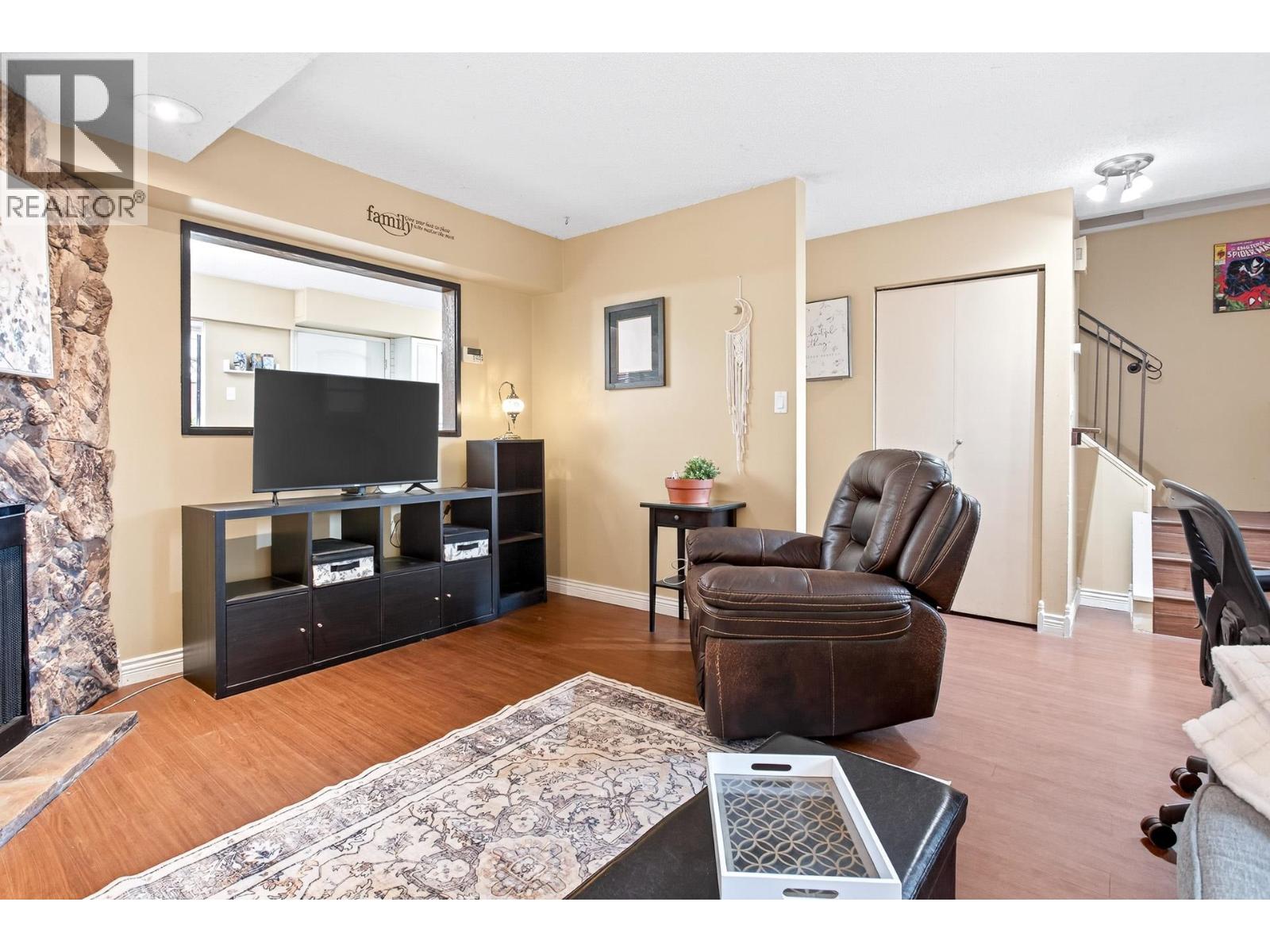 830 Ingersoll Avenue, Coquitlam, British Columbia  V3J 4L9 - Photo 8 - R3084300