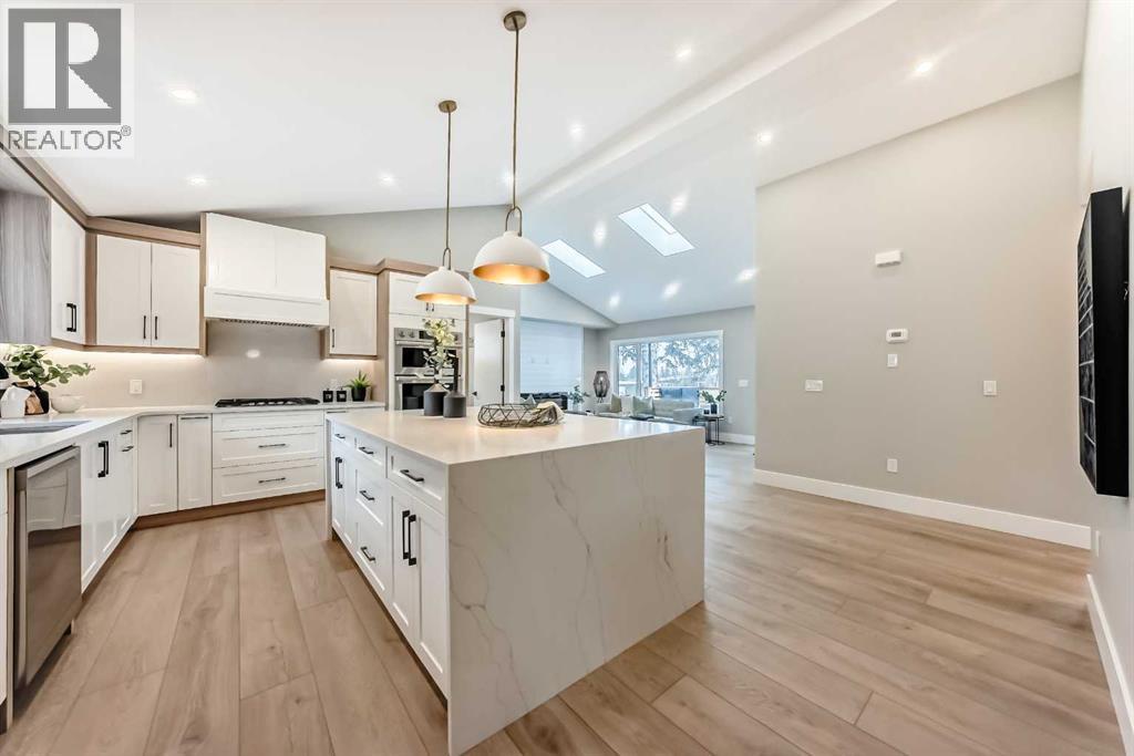 135 Lake Wapta Rise Se, Calgary, Alberta  T2J 2N1 - Photo 7 - A2281018