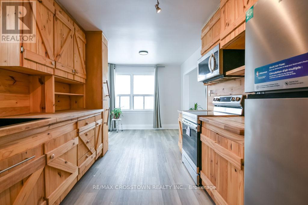 41 James Street, Bradford West Gwillimbury, Ontario  L3Z 2B2 - Photo 11 - N12739134