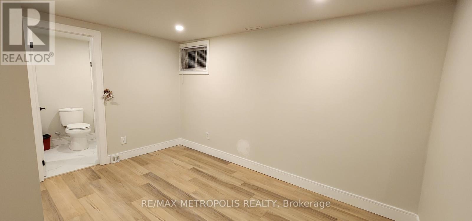 104 Coppard Avenue, Markham, Ontario  L3S 2S6 - Photo 17 - N12739136