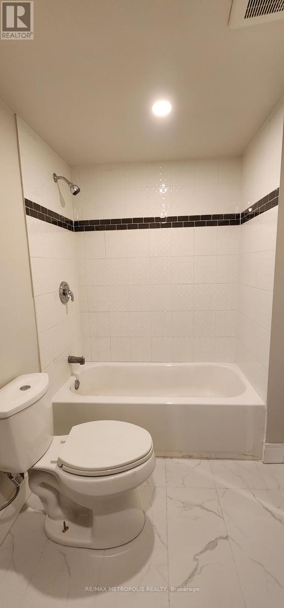 104 Coppard Avenue, Markham, Ontario  L3S 2S6 - Photo 22 - N12739136