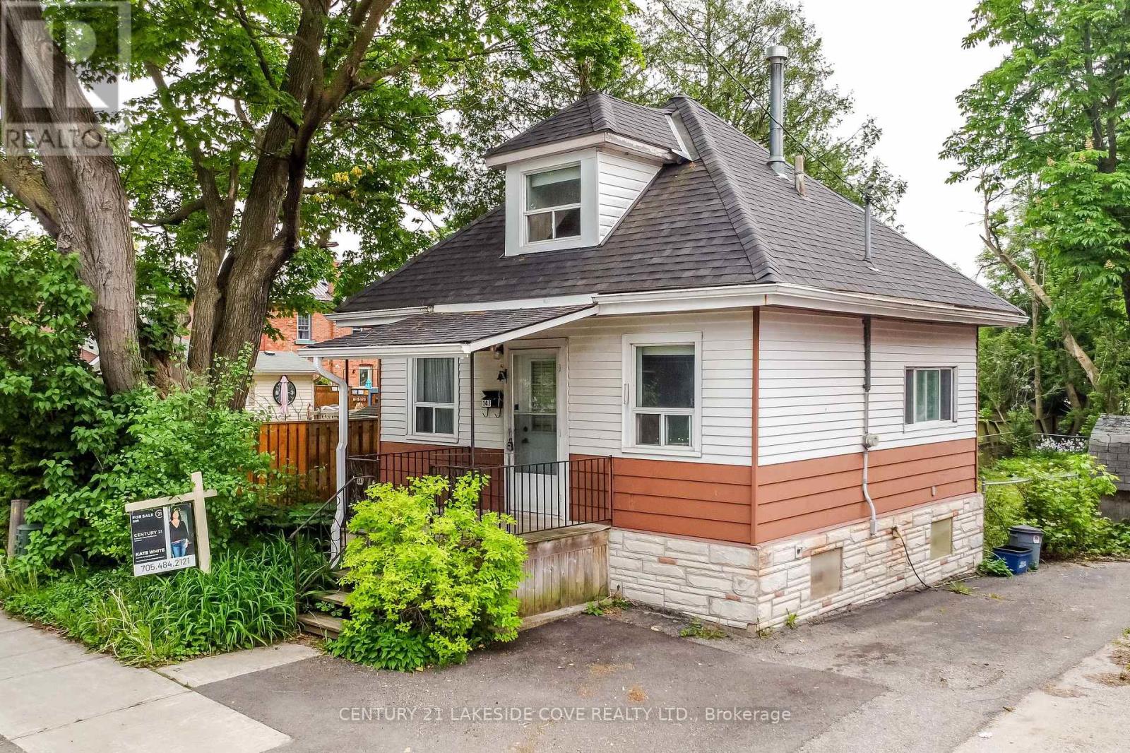 147 DUFFERIN STREET, Orillia, Ontario