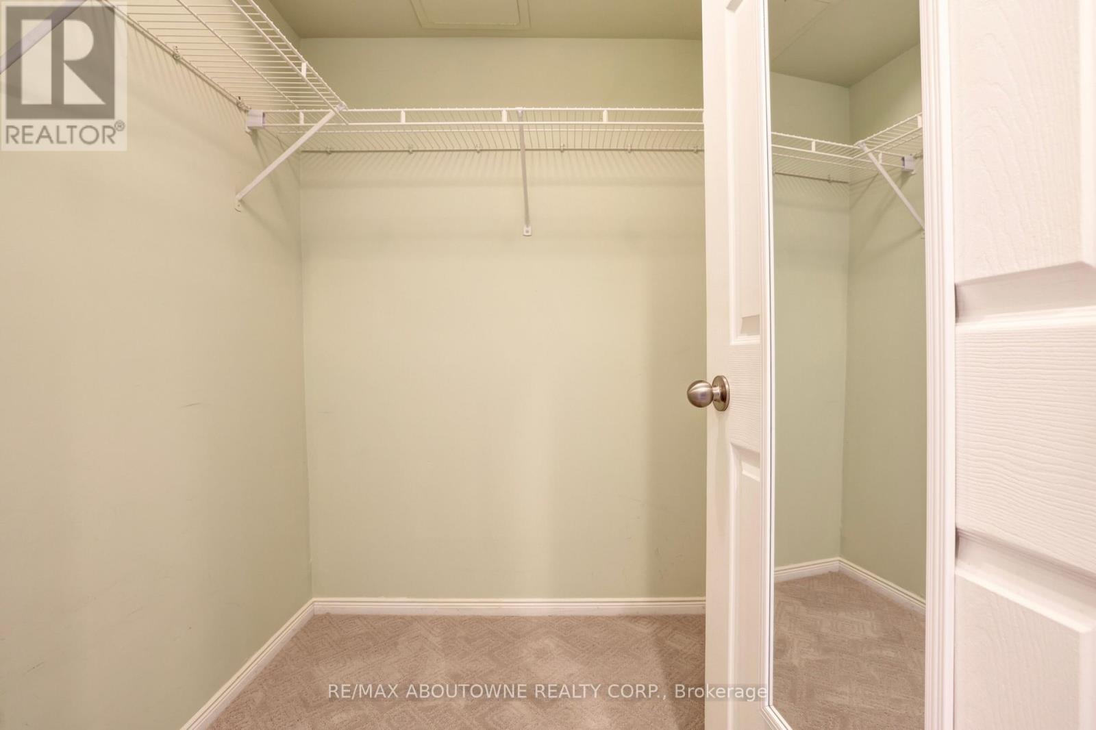 307 - 185 Robinson Street, Oakville, Ontario  L6J 7P6 - Photo 15 - W12739018