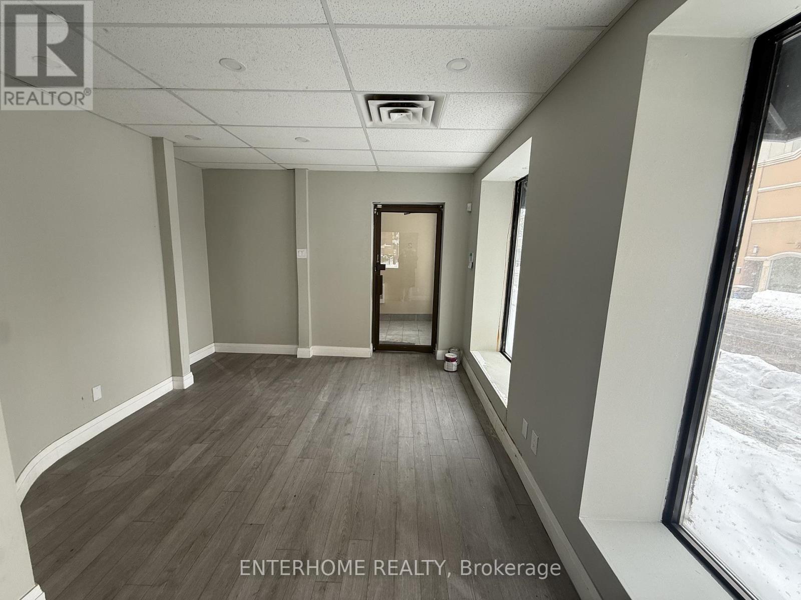 1a - 51 Queen Street E, Brampton, Ontario  L6W 2A7 - Photo 8 - W12739062