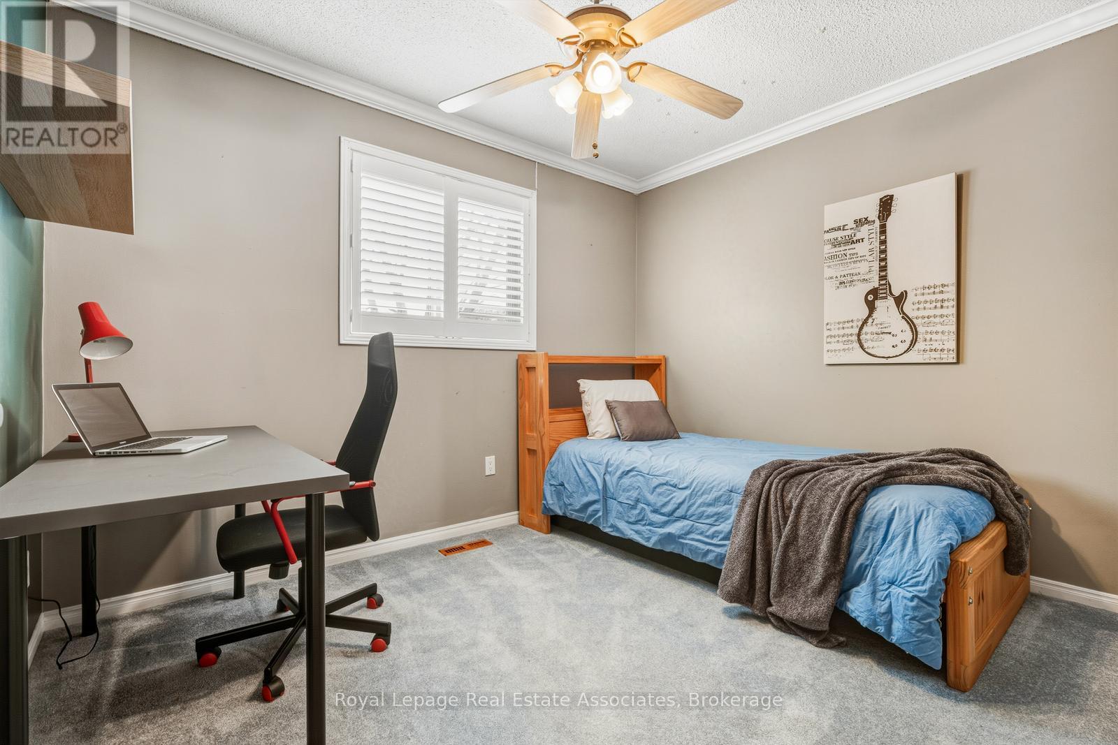 4384 Treetop Court, Mississauga, Ontario  L5L 3M7 - Photo 25 - W12739078