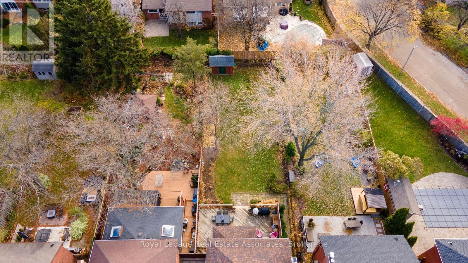 4384 Treetop Court, Mississauga, Ontario  L5L 3M7 - Photo 43 - W12739078