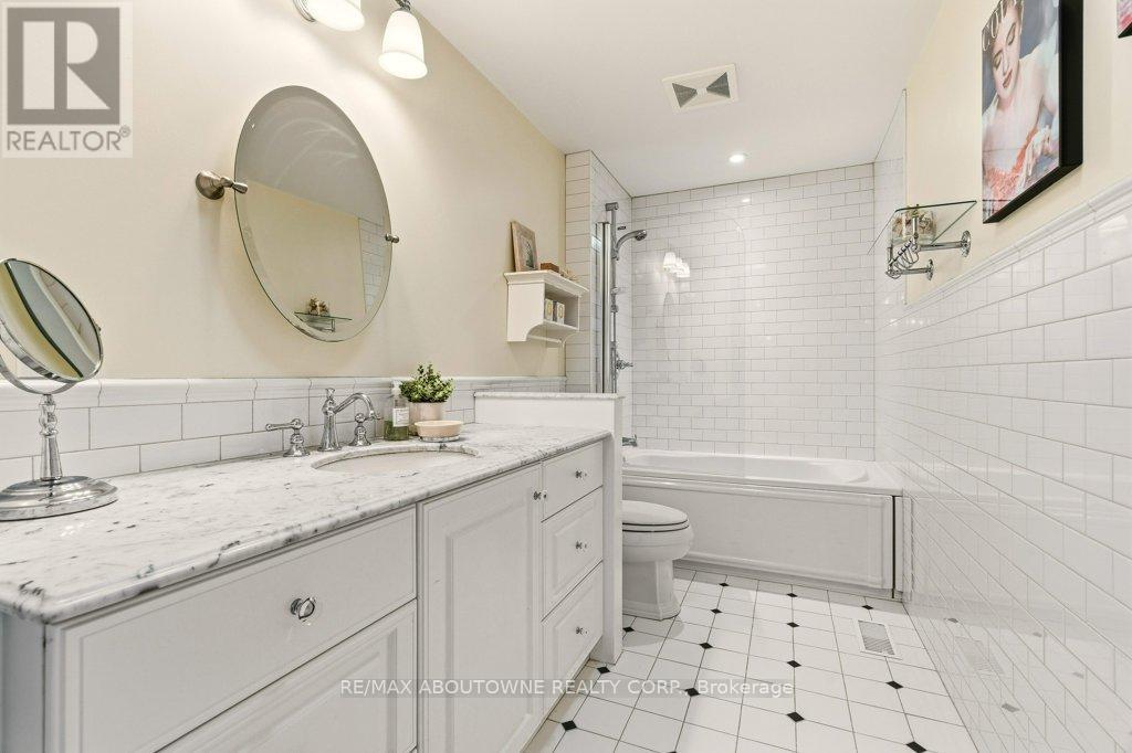 4184 Corrine Court, Burlington, Ontario  L7L 1J1 - Photo 22 - W12739080