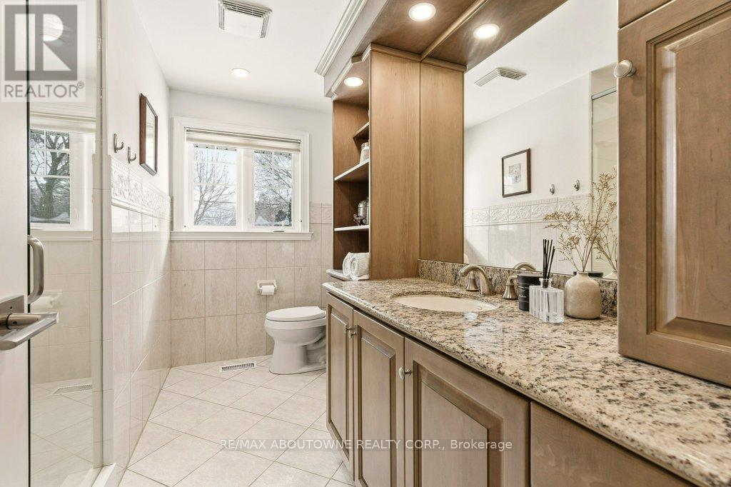 4184 Corrine Court, Burlington, Ontario  L7L 1J1 - Photo 24 - W12739080