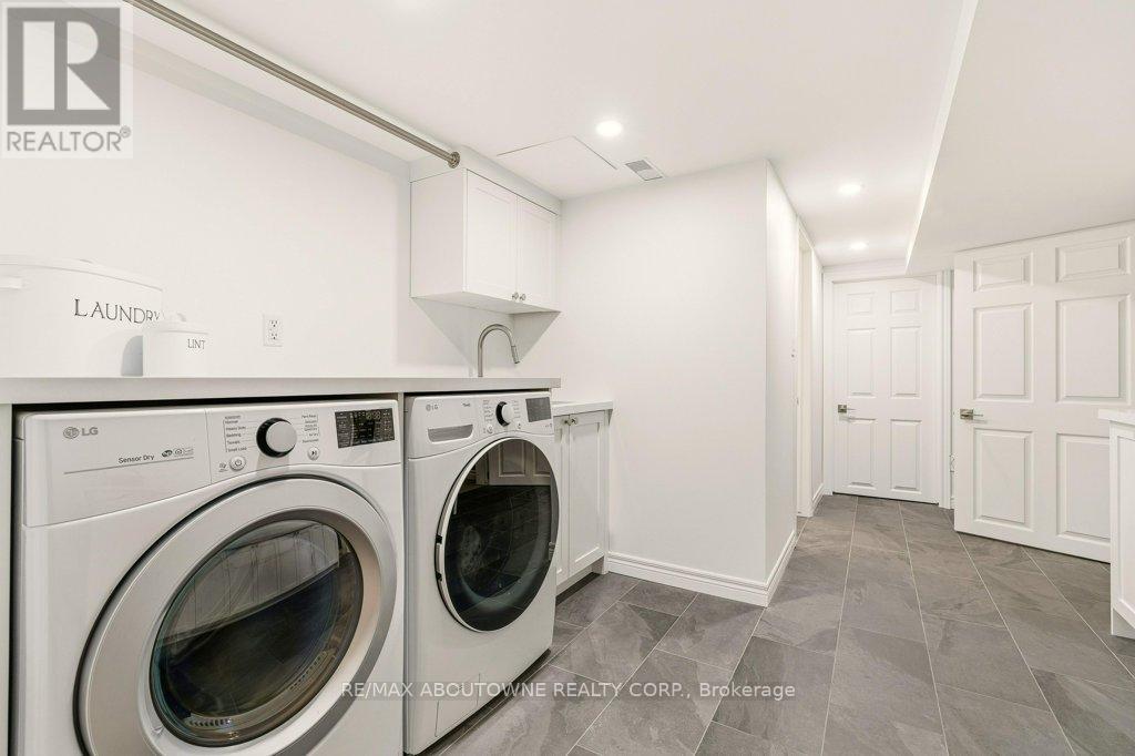 4184 Corrine Court, Burlington, Ontario  L7L 1J1 - Photo 35 - W12739080