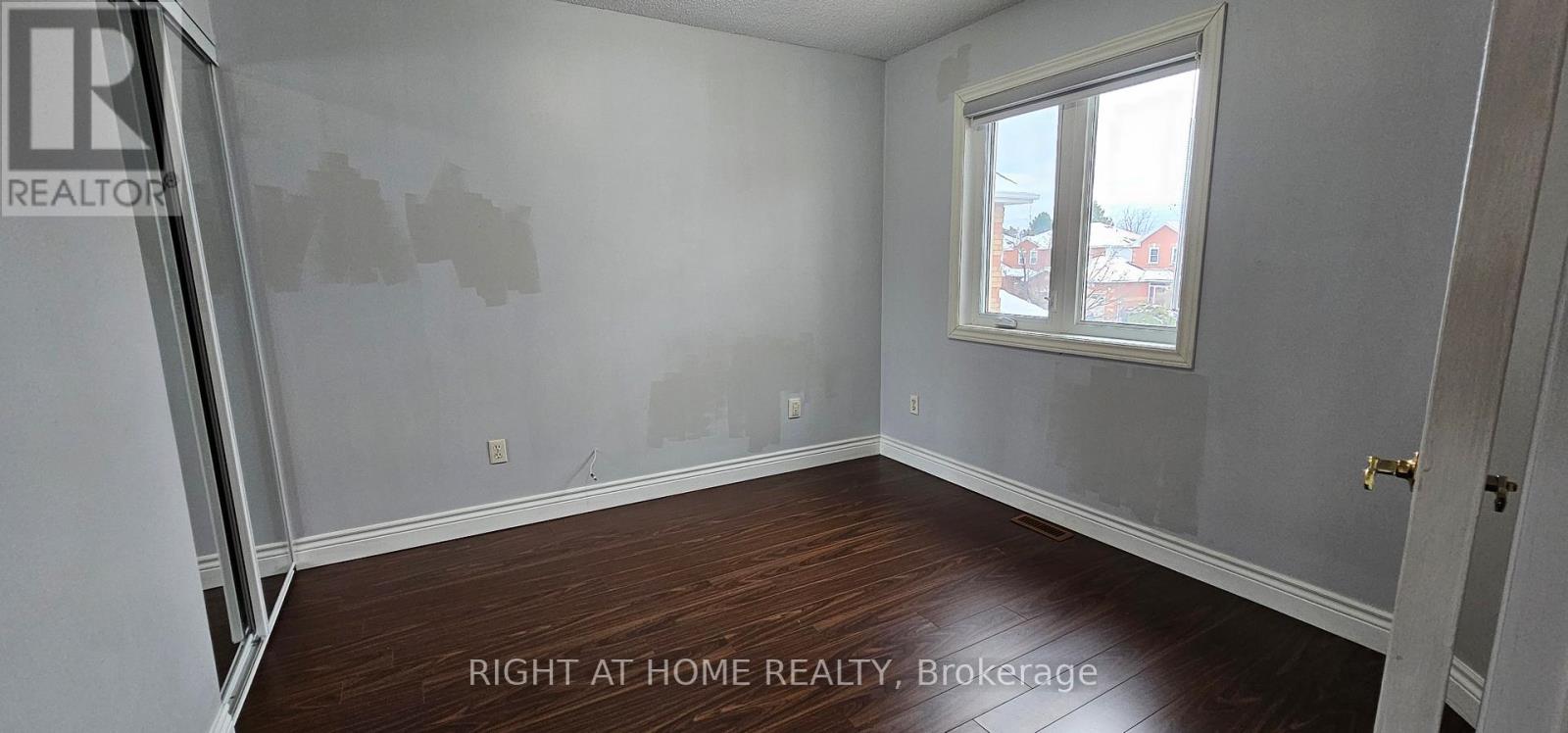 Main - 189 Timberlane Drive, Brampton, Ontario  L6Y 4V7 - Photo 12 - W12739088