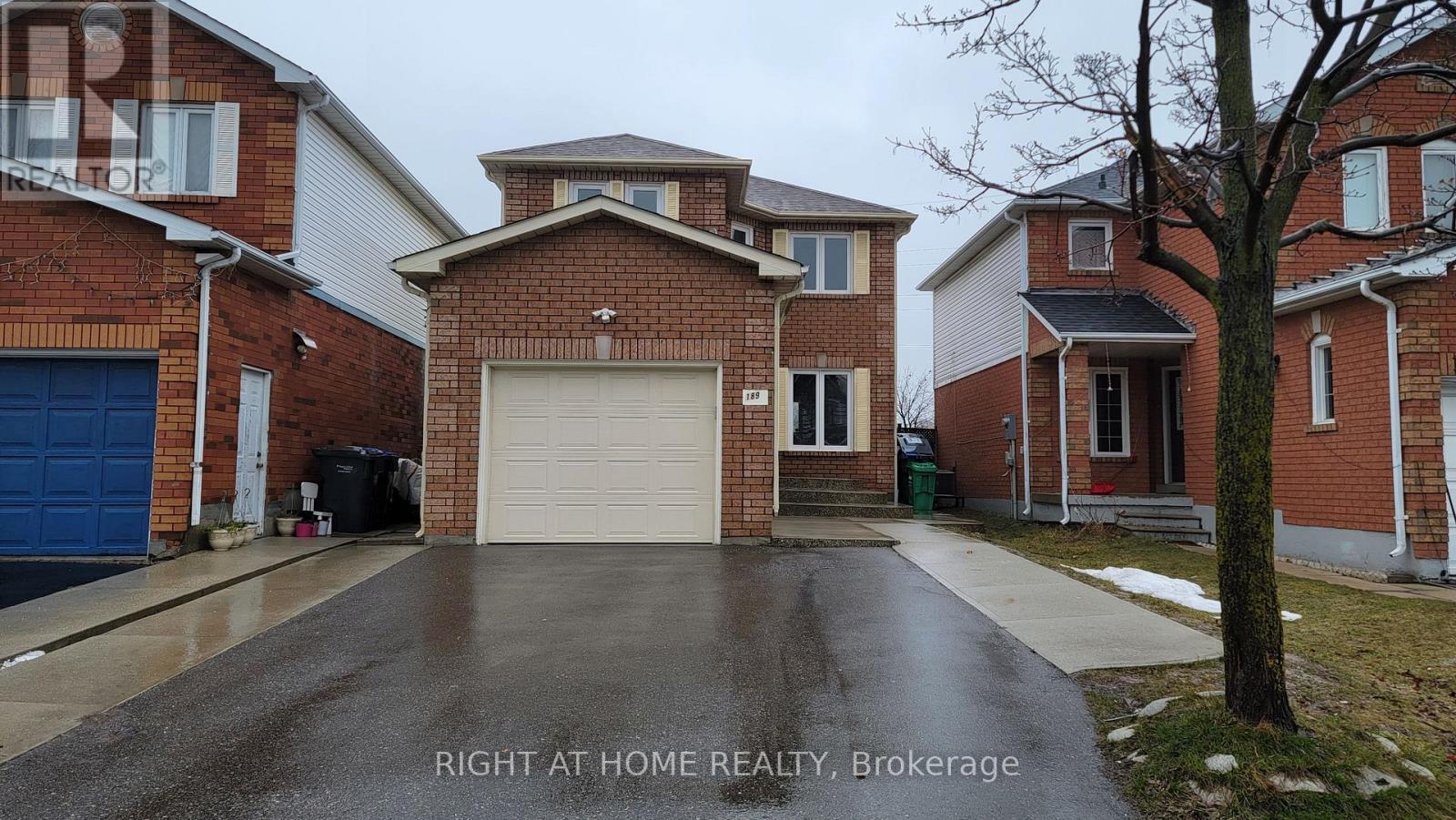 Main - 189 Timberlane Drive, Brampton, Ontario  L6Y 4V7 - Photo 2 - W12739088