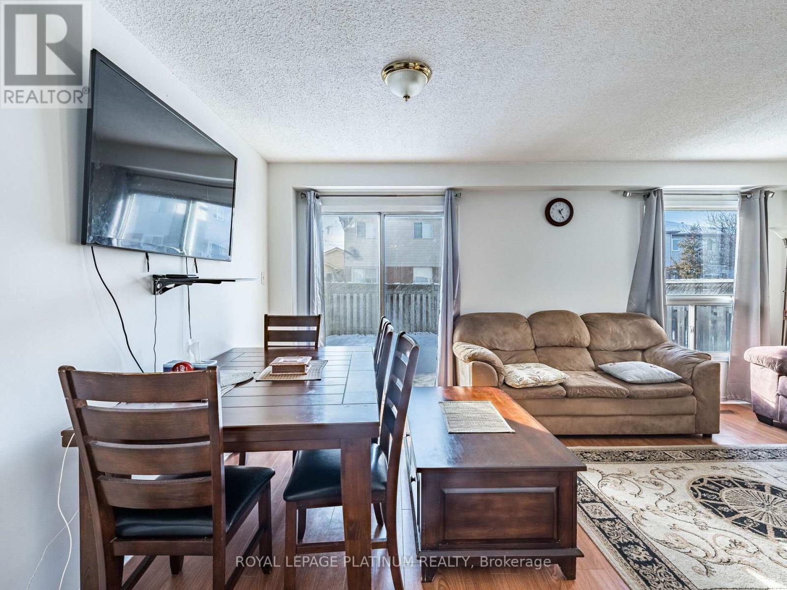 14 Wallingford Court, Brampton, Ontario  L6Y 4V7 - Photo 12 - W12739150