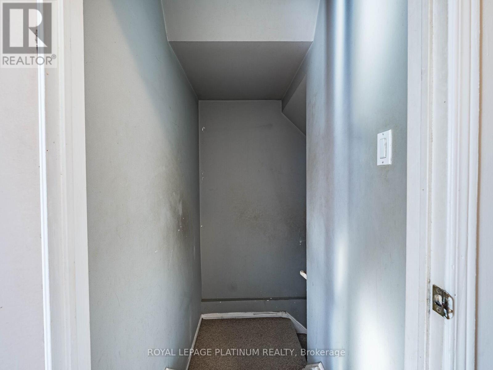 14 Wallingford Court, Brampton, Ontario  L6Y 4V7 - Photo 36 - W12739150