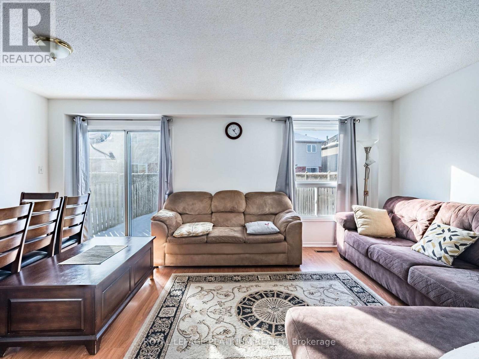 14 Wallingford Court, Brampton, Ontario  L6Y 4V7 - Photo 6 - W12739150