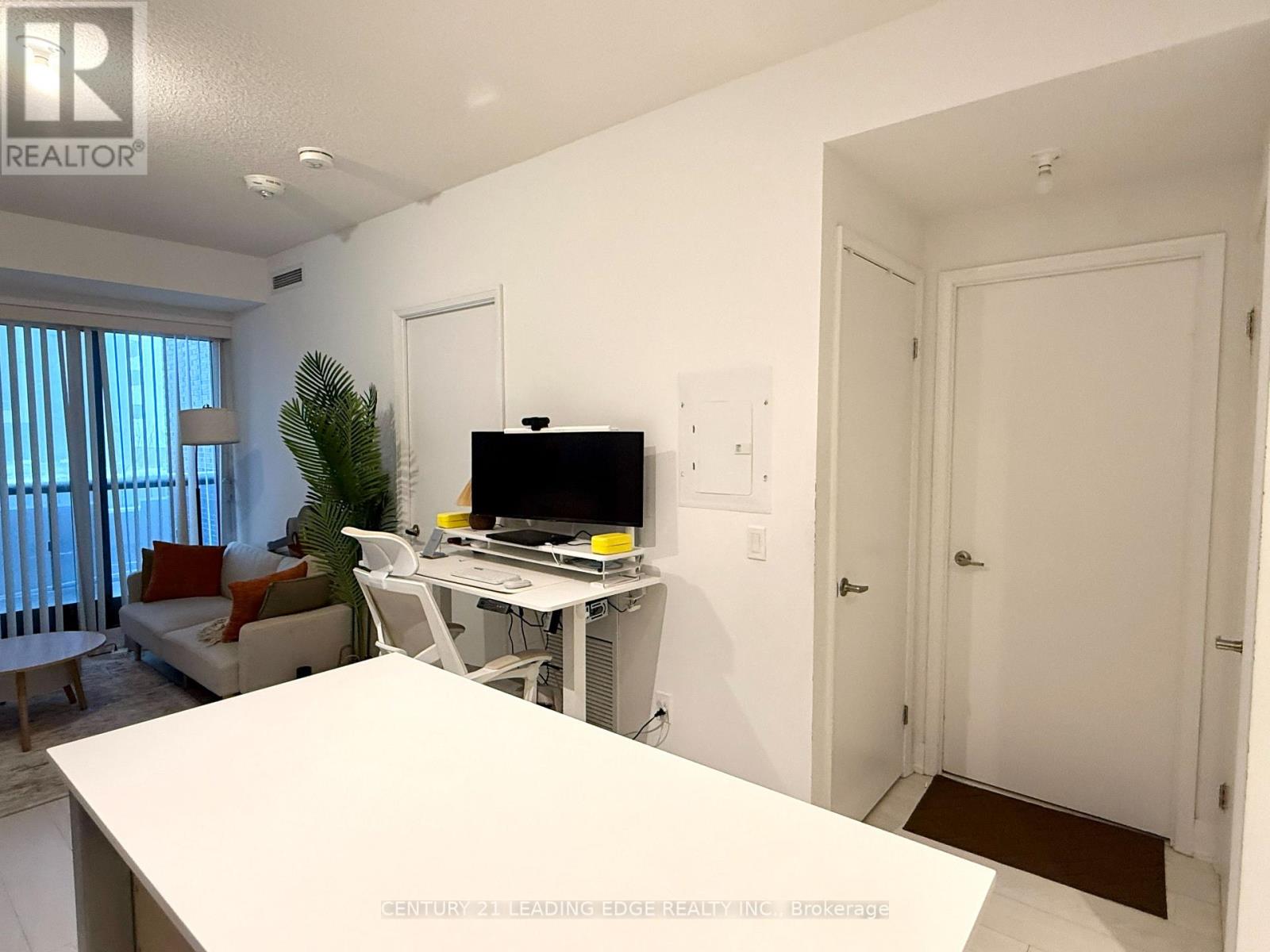 807 - 3200 William Coltson Avenue, Oakville, Ontario  L6H 7W6 - Photo 11 - W12739154