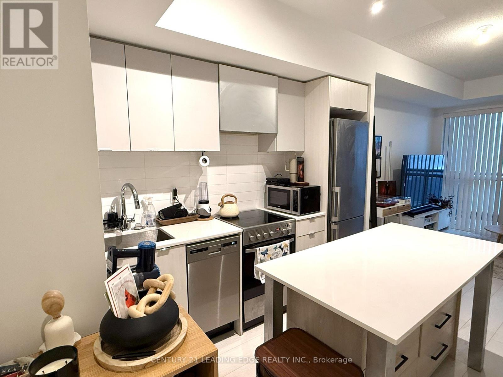 807 - 3200 William Coltson Avenue, Oakville, Ontario  L6H 7W6 - Photo 8 - W12739154