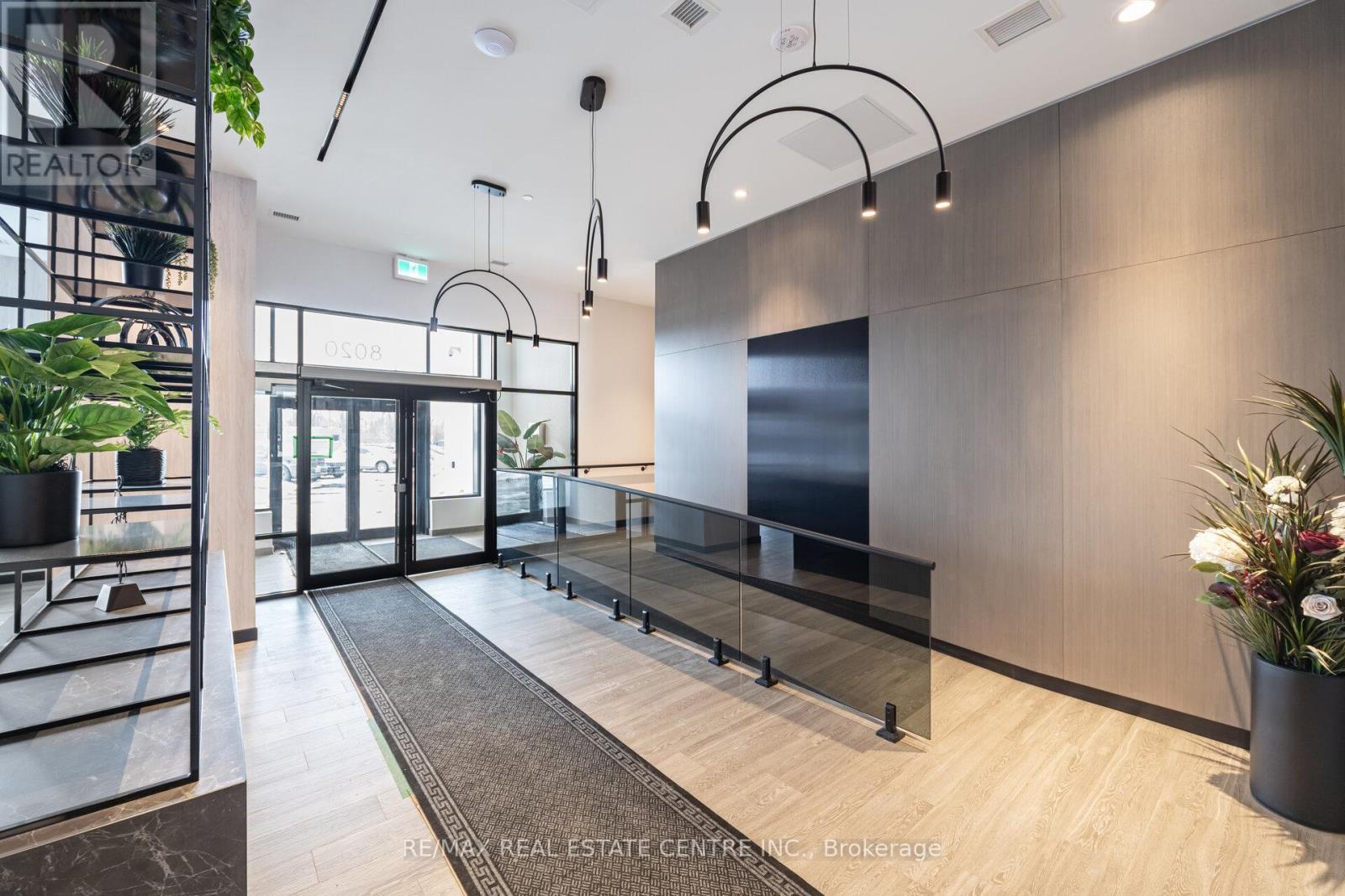 1601 - 8020 Derry Road, Milton, Ontario  L9T 3N3 - Photo 3 - W12739162