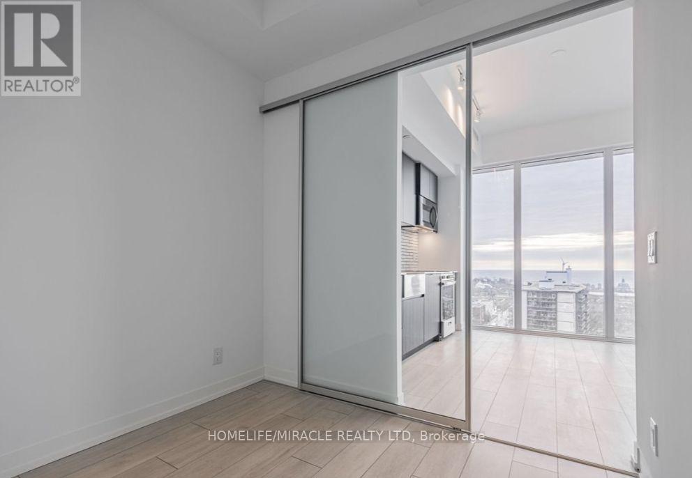 Lp5 - 270 Dufferin Street, Toronto, Ontario  M6K 0H8 - Photo 9 - W12739188