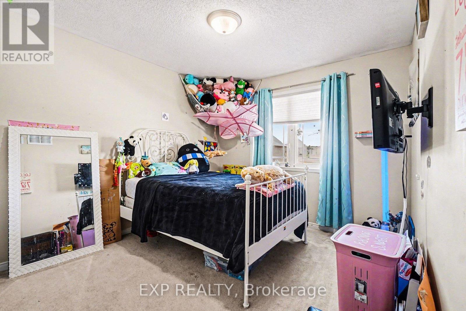 735 Regiment Avenue, Ottawa, Ontario  K2M 0E6 - Photo 14 - X12736354