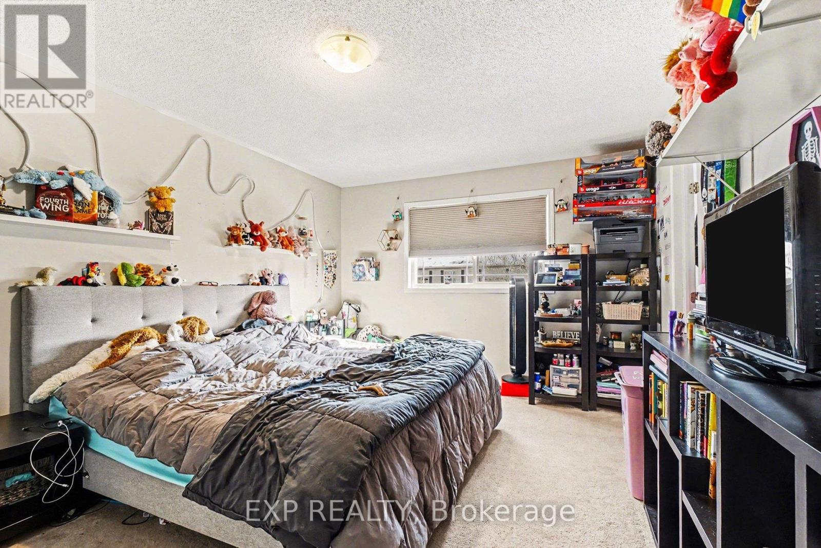 735 Regiment Avenue, Ottawa, Ontario  K2M 0E6 - Photo 11 - X12736354