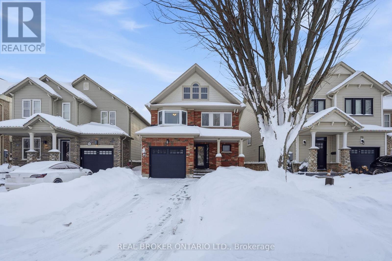 76 Buttercup Crescent, Hamilton, Ontario  L8B 0X9 - Photo 3 - X12739060