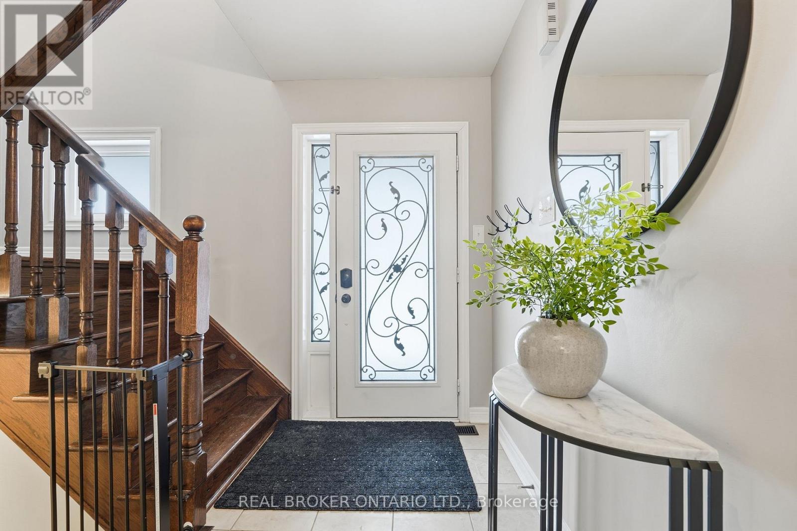 76 Buttercup Crescent, Hamilton, Ontario  L8B 0X9 - Photo 5 - X12739060