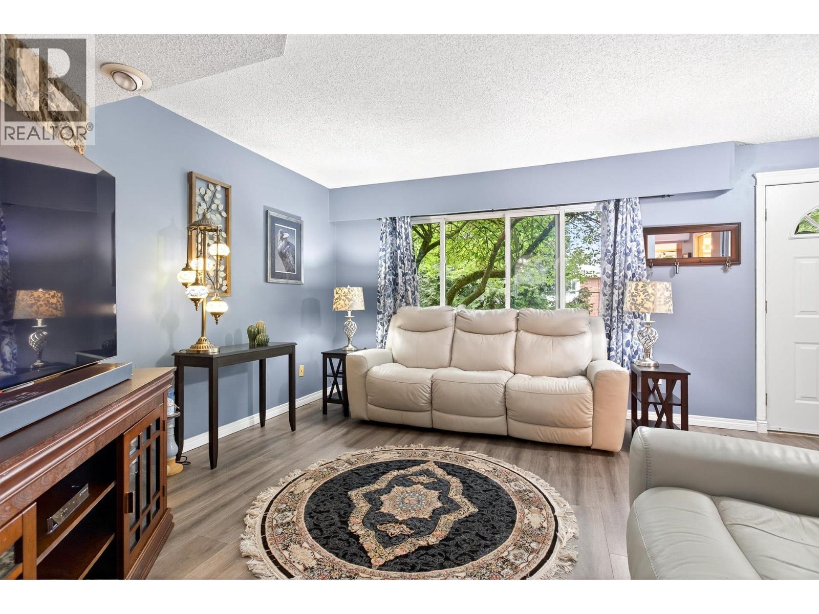 828 Ingersoll Avenue, Coquitlam, British Columbia  V3J 4L9 - Photo 9 - R3084301