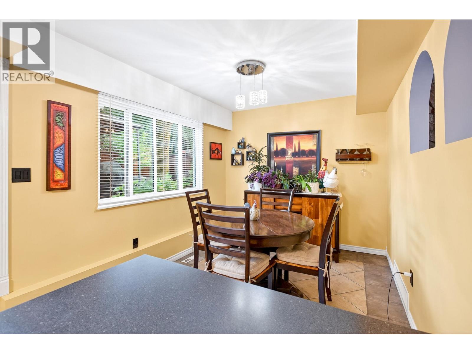 828 Ingersoll Avenue, Coquitlam, British Columbia  V3J 4L9 - Photo 15 - R3084301